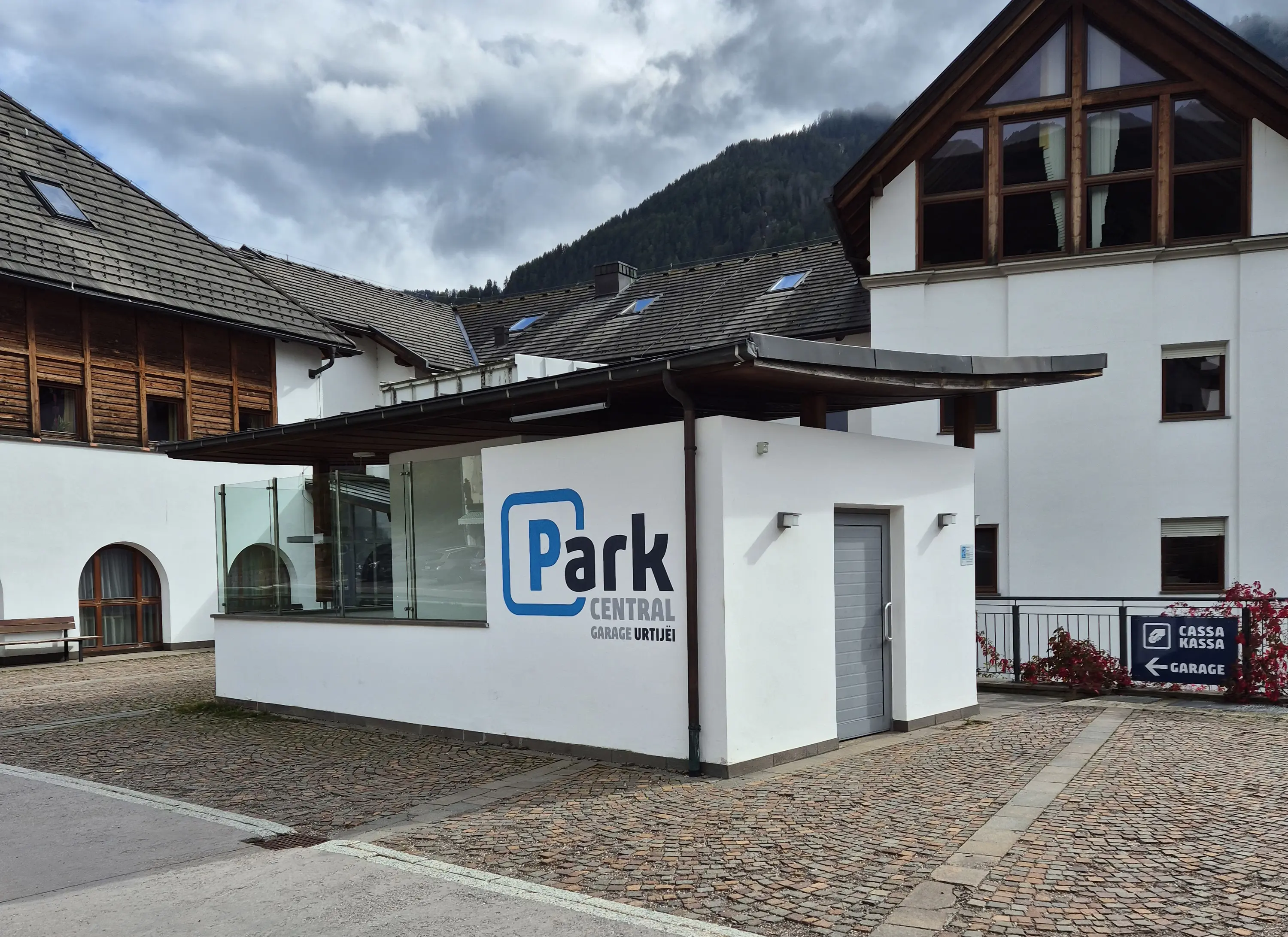 central-parking-lot-pedestrian-exit